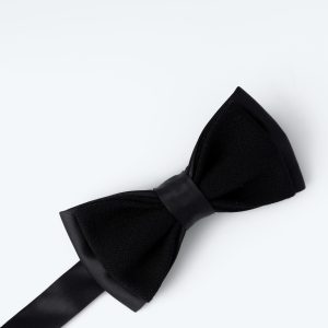 Crepe Bow tie