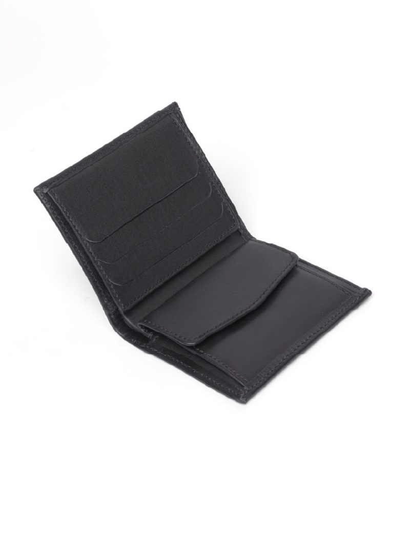 JK00JK30M074-Black-001-4 Bifold Wallet with ID Badge