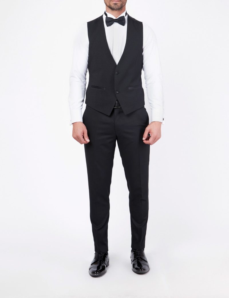 Tuxedo suit with a satin lapel