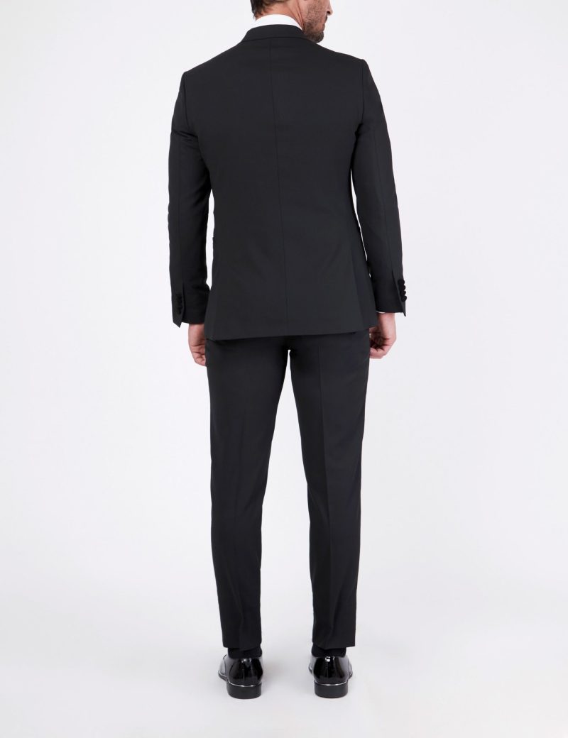Tuxedo suit with a velvet lapel