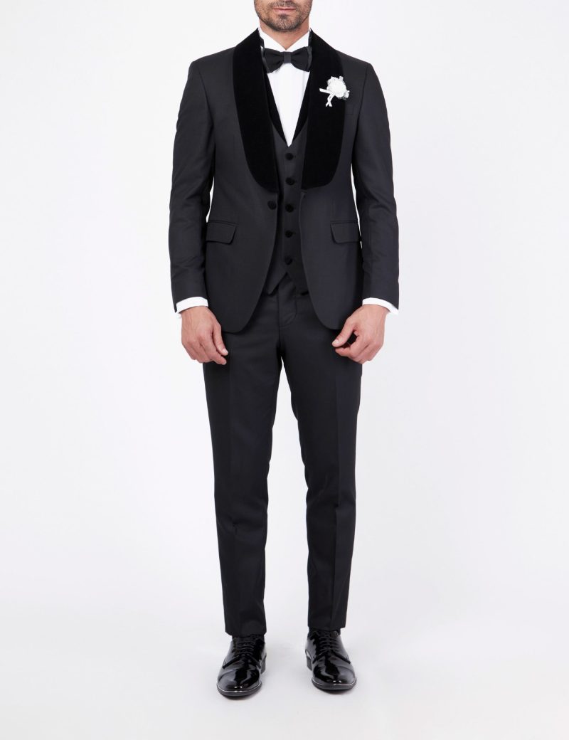 Tuxedo suit with velvet vest