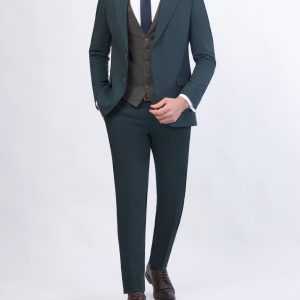 Slim Fit Classic Suit With a Vest