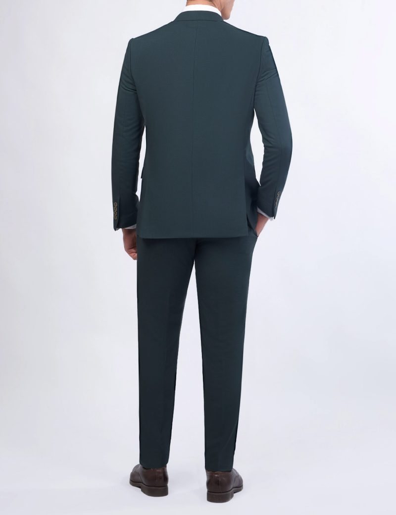 Slim Fit Classic Suit With a Vest