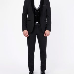 Tuxedo suit with a velvet lapel