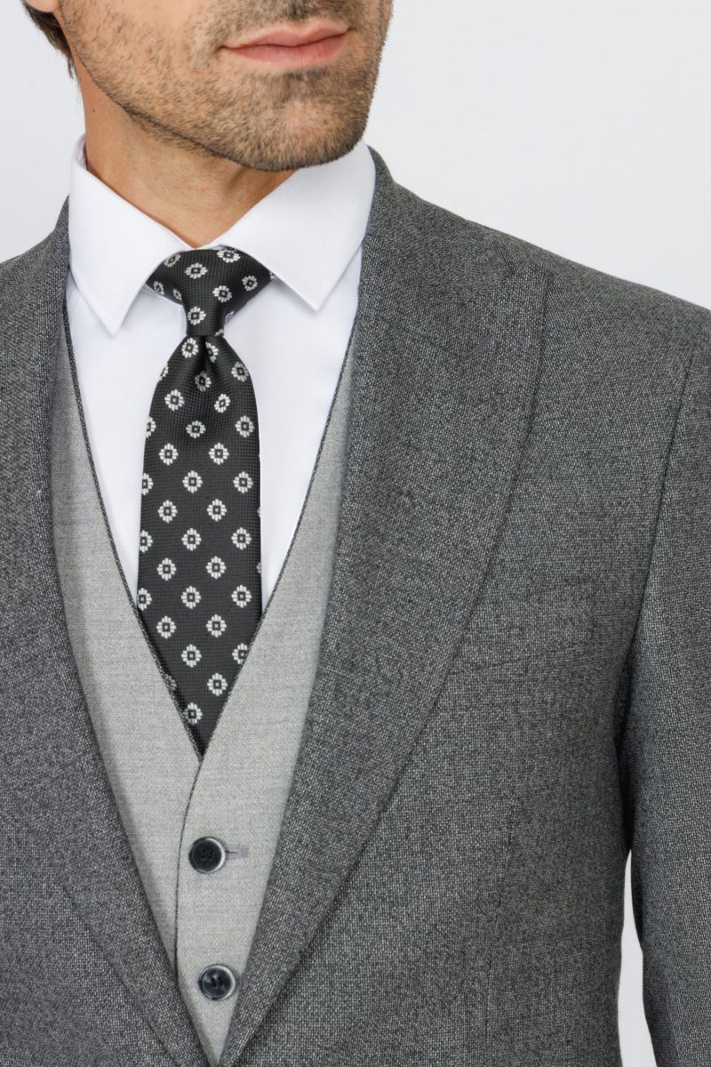 SK42SF02M013-Grey-Black-001-5 Slim Fit Suit with Peak Lapel and Grey-Trim Vest