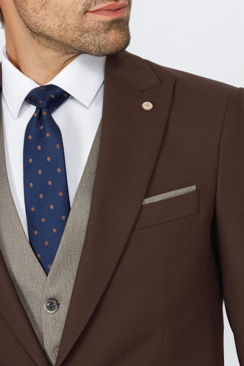 SK42SF02M015-Brown-016-5 Slim Fit Suit with Peak Lapel and Flap Pockets