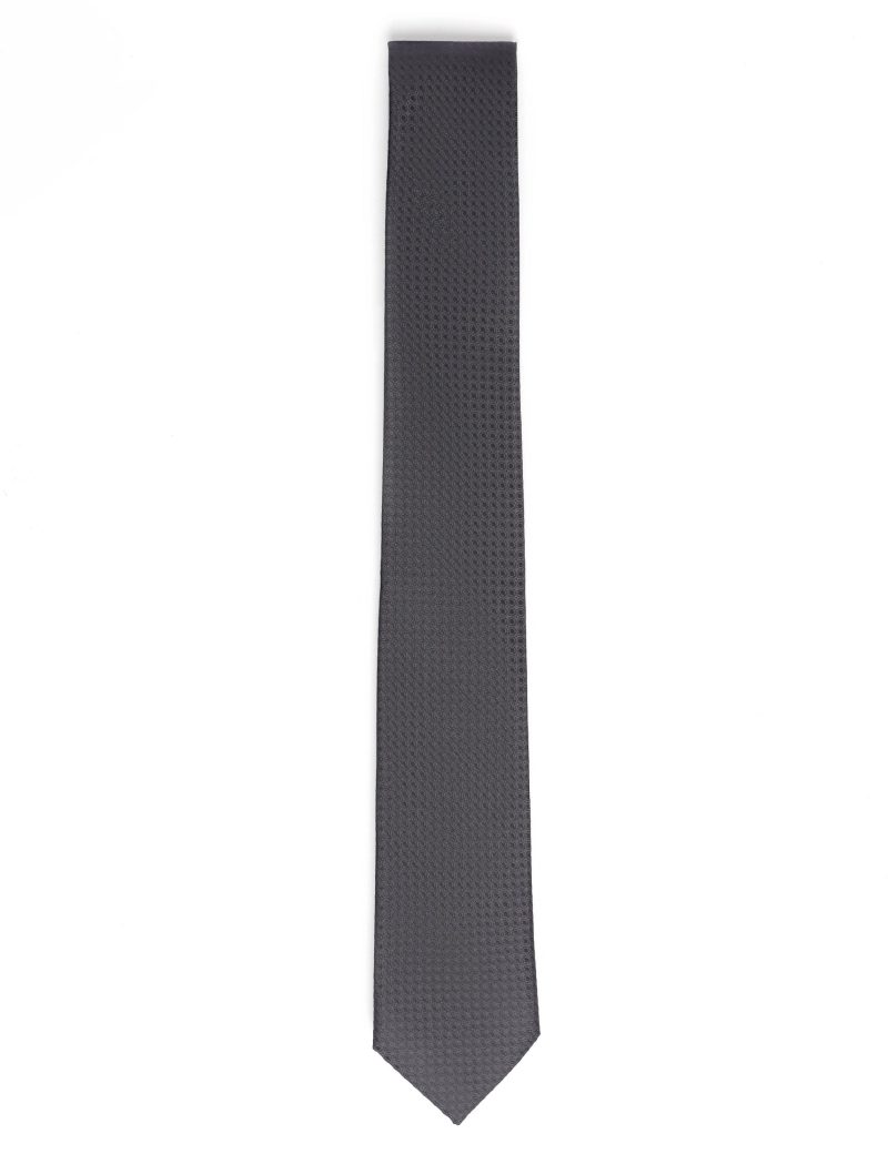 T002B00-Black-3 Black dots Tie