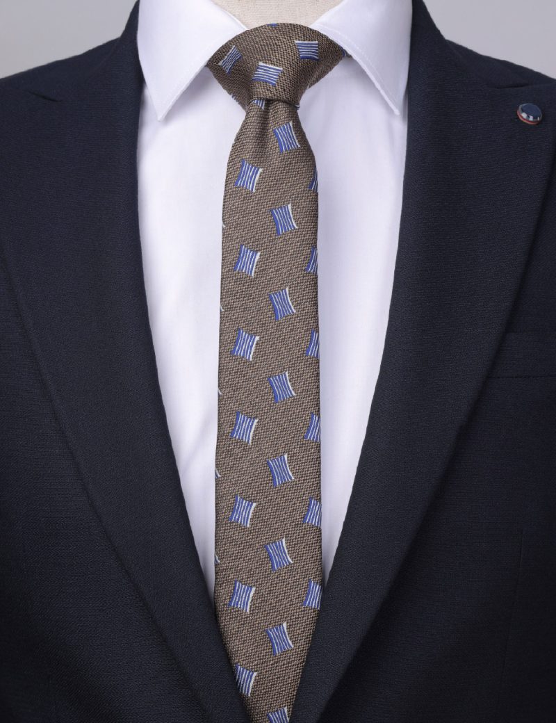 White & navy pattern Tie