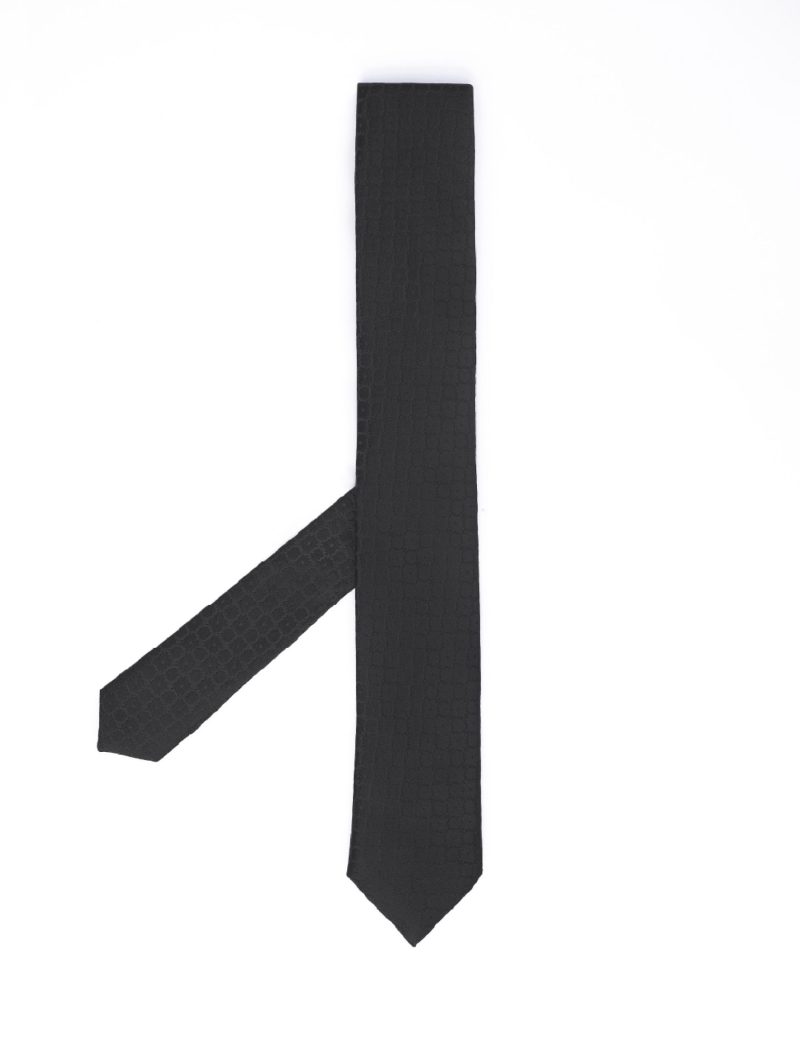 T006B00-Black-5 Black square Tie