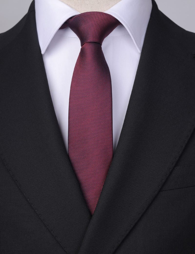 T012M00-Maroon-5 Squares with navy dots Tie
