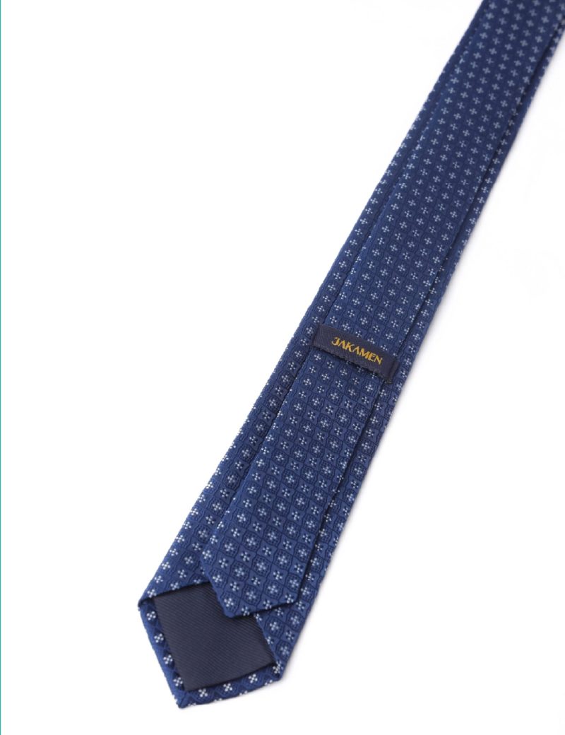 Handkerchief tie with white pattern