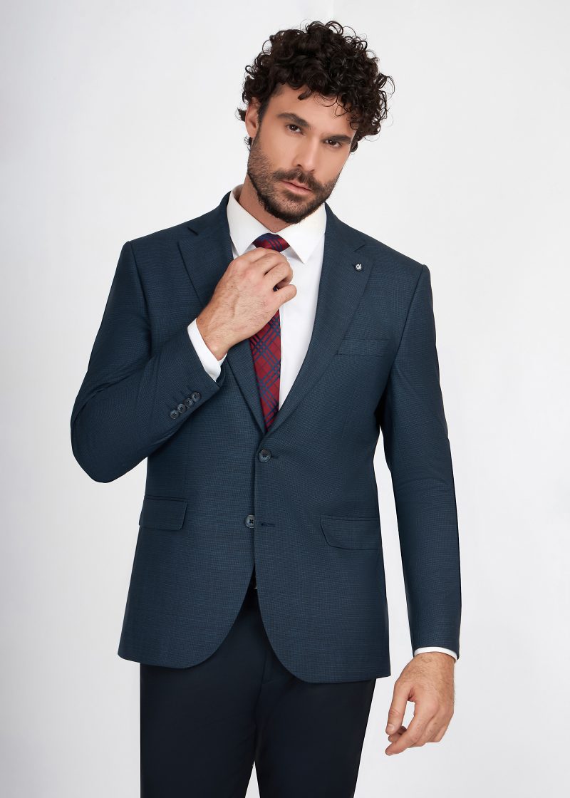 Mismatch Notch Lapel Suit