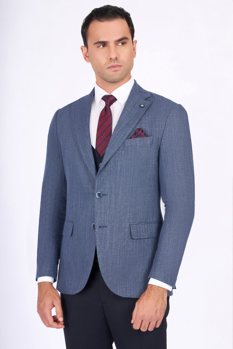 Slim Fit Suit with Notch Lapel & Mismatch Detailing