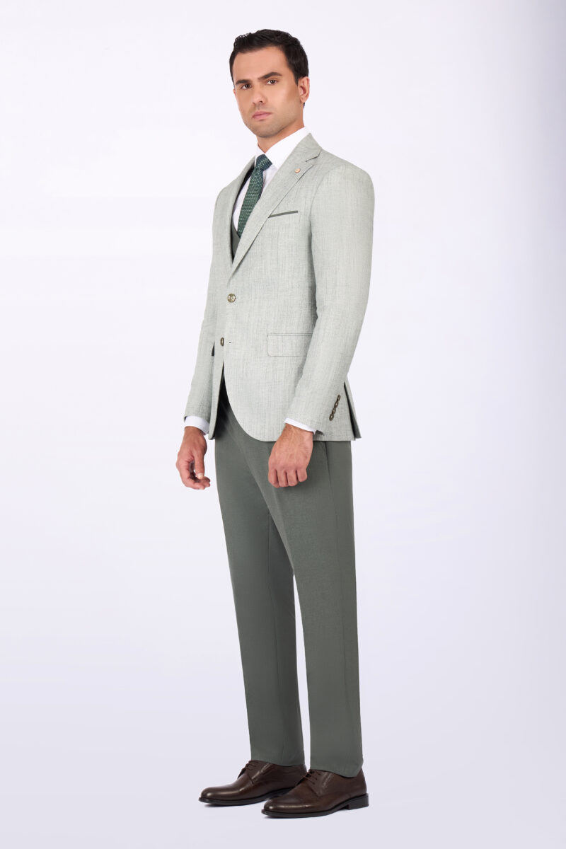 Slim Fit Suit with Notch Lapel & Mismatch Detailing