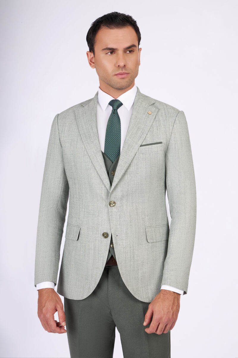 Slim Fit Suit with Notch Lapel & Mismatch Detailing