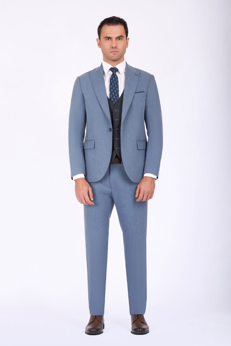 Slim Fit Suit with Peak Lapel & Single-Breasted Vest