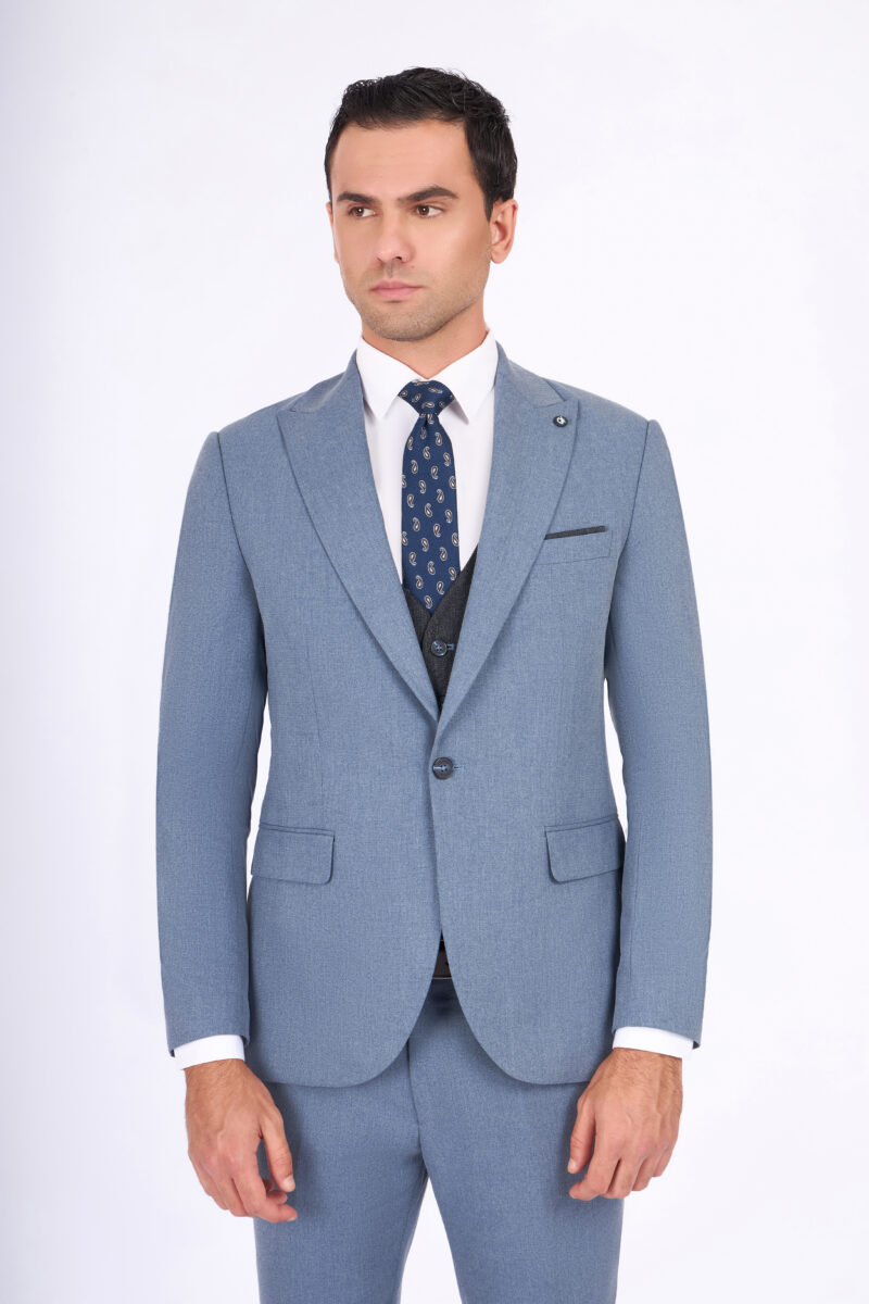 Slim Fit Suit with Peak Lapel & Single-Breasted Vest