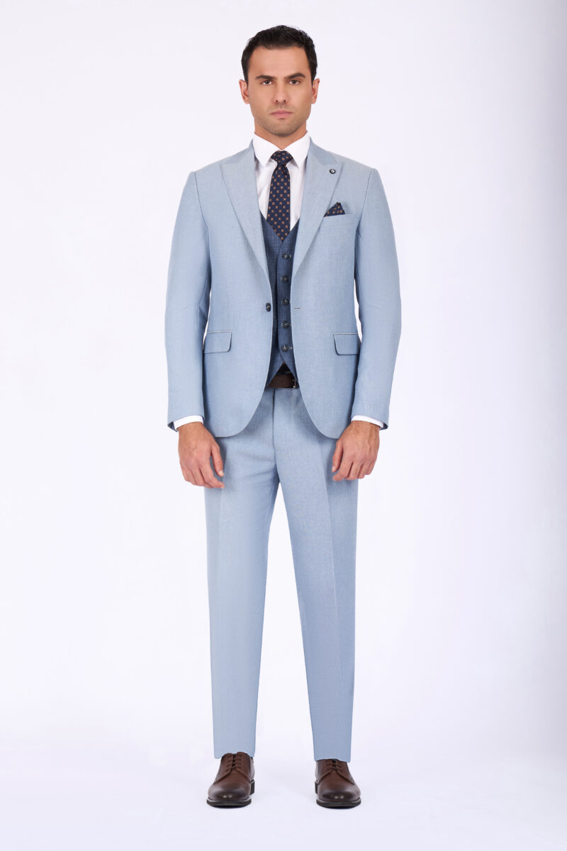 Slim Fit Suit with Peak Lapel & Single-Breasted Vest