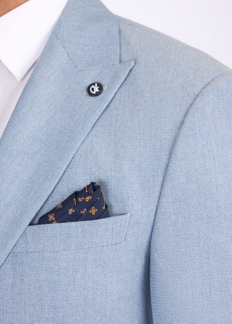 Slim Fit Suit with Peak Lapel & Single-Breasted Vest