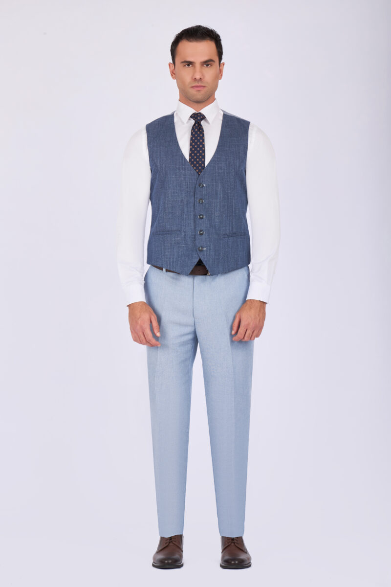 Slim Fit Suit with Peak Lapel & Single-Breasted Vest
