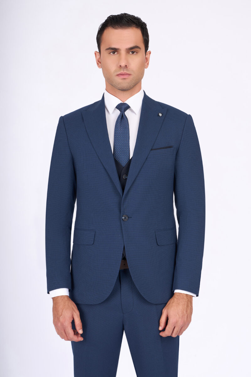 Slim Fit Suit with Peak Lapel & Single-Breasted Vest