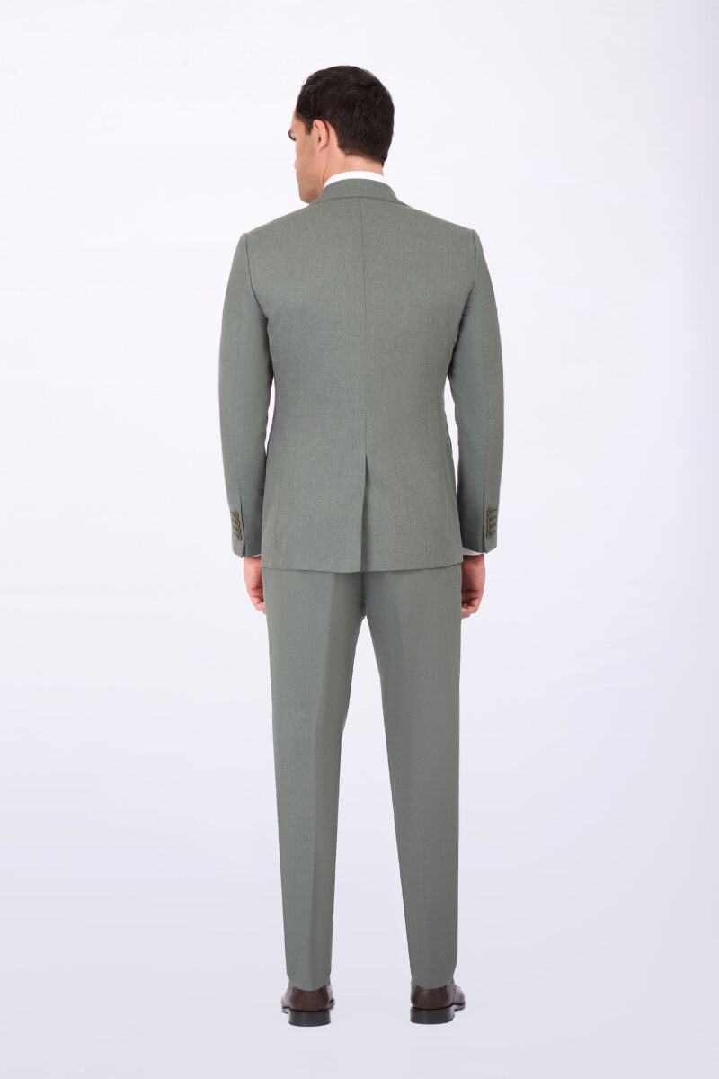 Slim Fit Suit with Peak Lapel & Single-Breasted Vest